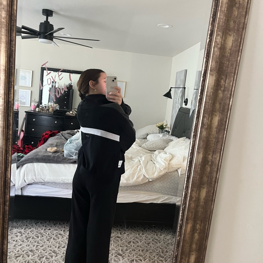 Free People Movement Black zip up - Picture 6 of 6